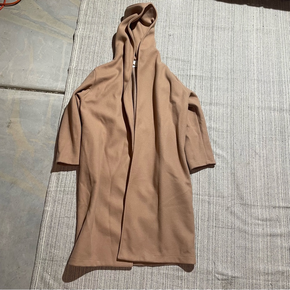 CLASS ROMA Women's Hooded Belted Long Coat In Khaki